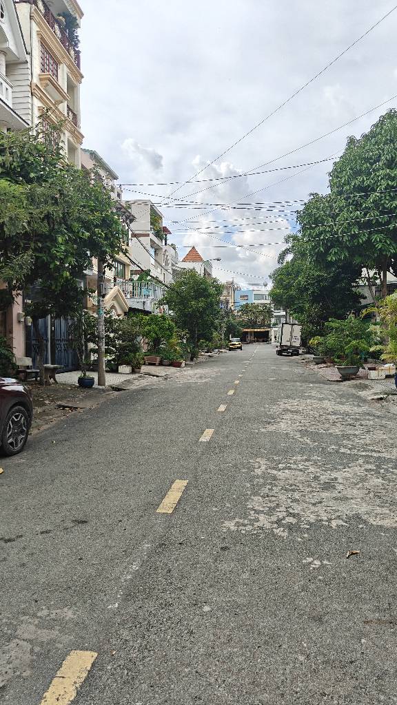  TRUNG TÂM BÌNH TÂN - NGANG CHUẨN 5M - XE HƠI SÁT NHÀ 