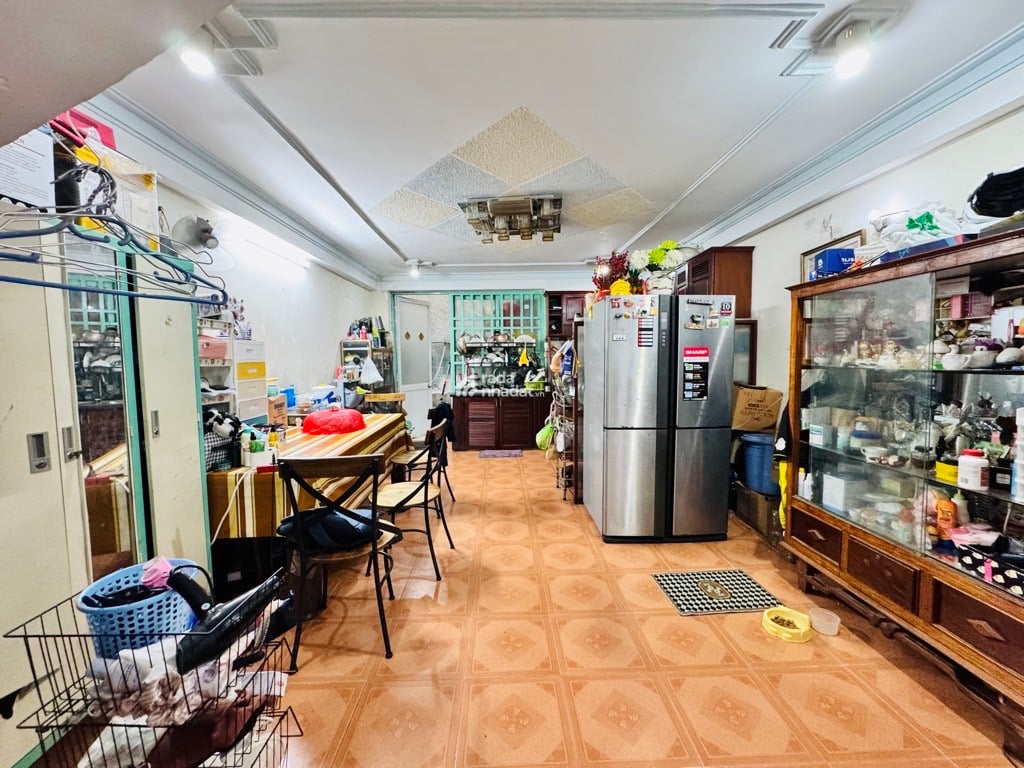 HẺM XE HƠI SÁT VÁCH. HOÀNG HOA THÁM, PHÚ NHUẬN, 90M2 MỚI Ở NGAY. GIẢM 550TR CHỈ CÒN 17.5T TL 