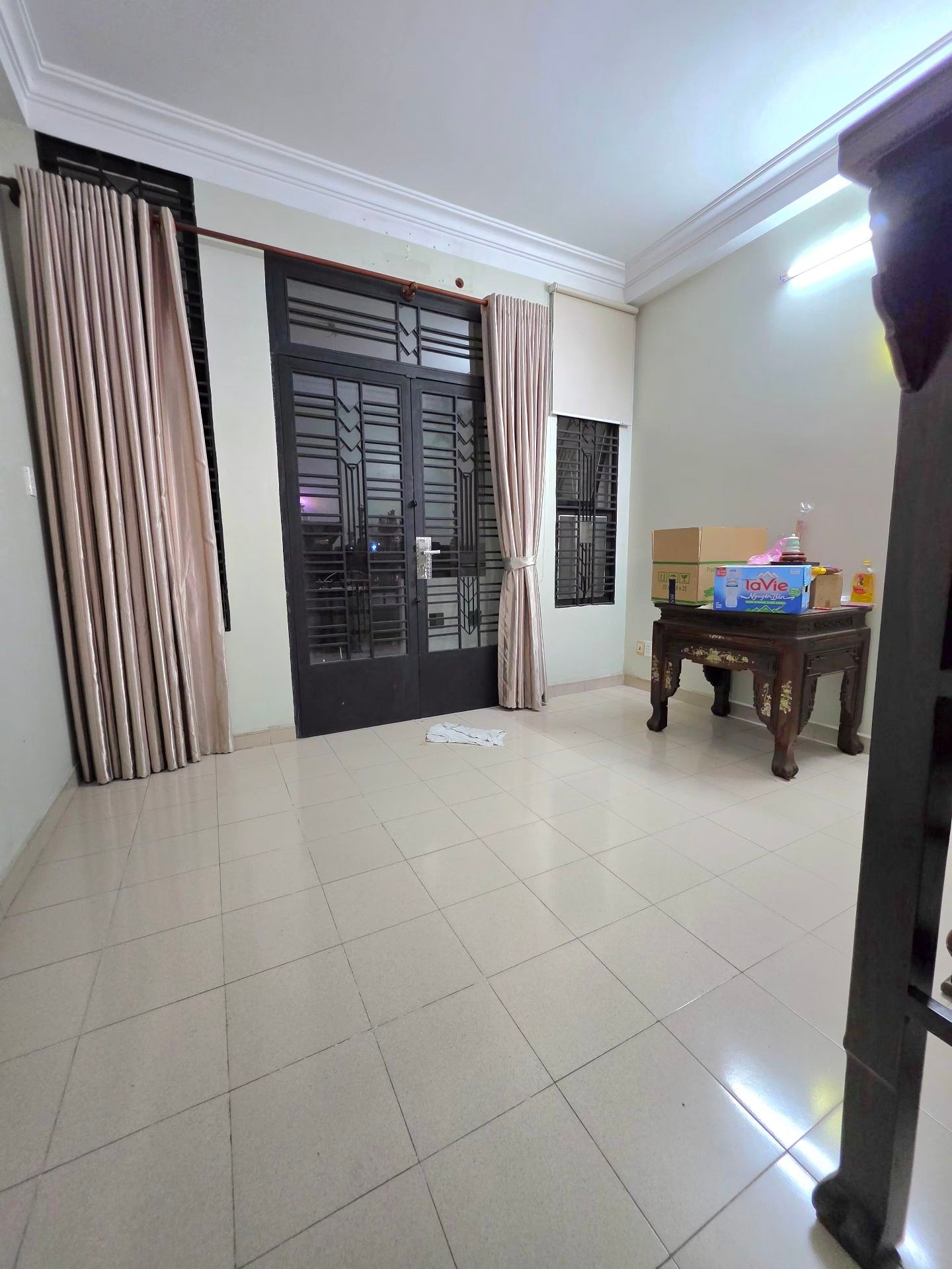 Hẻm 8m Lê Sát, gần chợ Tân Hương - Aeon Mall, 100m2, 4 tầng, 6PN, Chỉ 10.9 tỷ