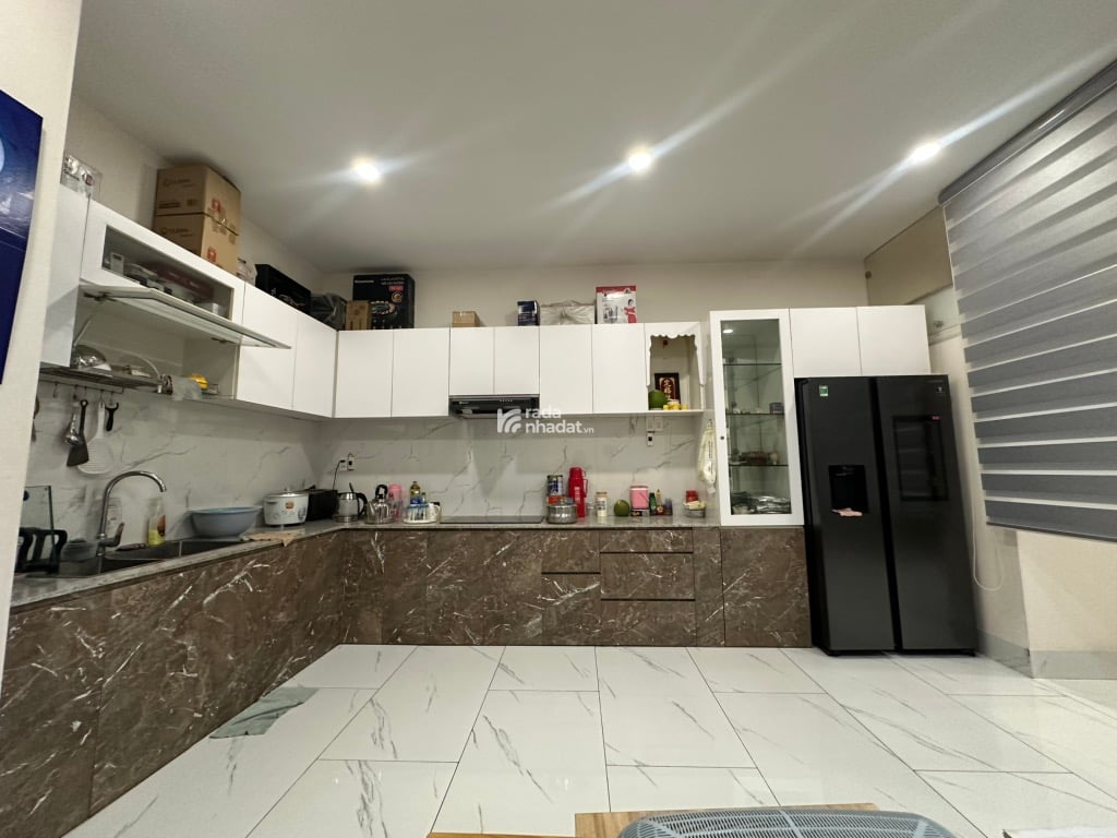 BÁN BIỆT THỰ MINI NGUYỄN QUÝ YÊM 90M2 4 TẦNG CHỈ 7.8 TỶ HẺM 8M NGANG KHỦNG 6.75M NỘI THẤT CAO CẤP