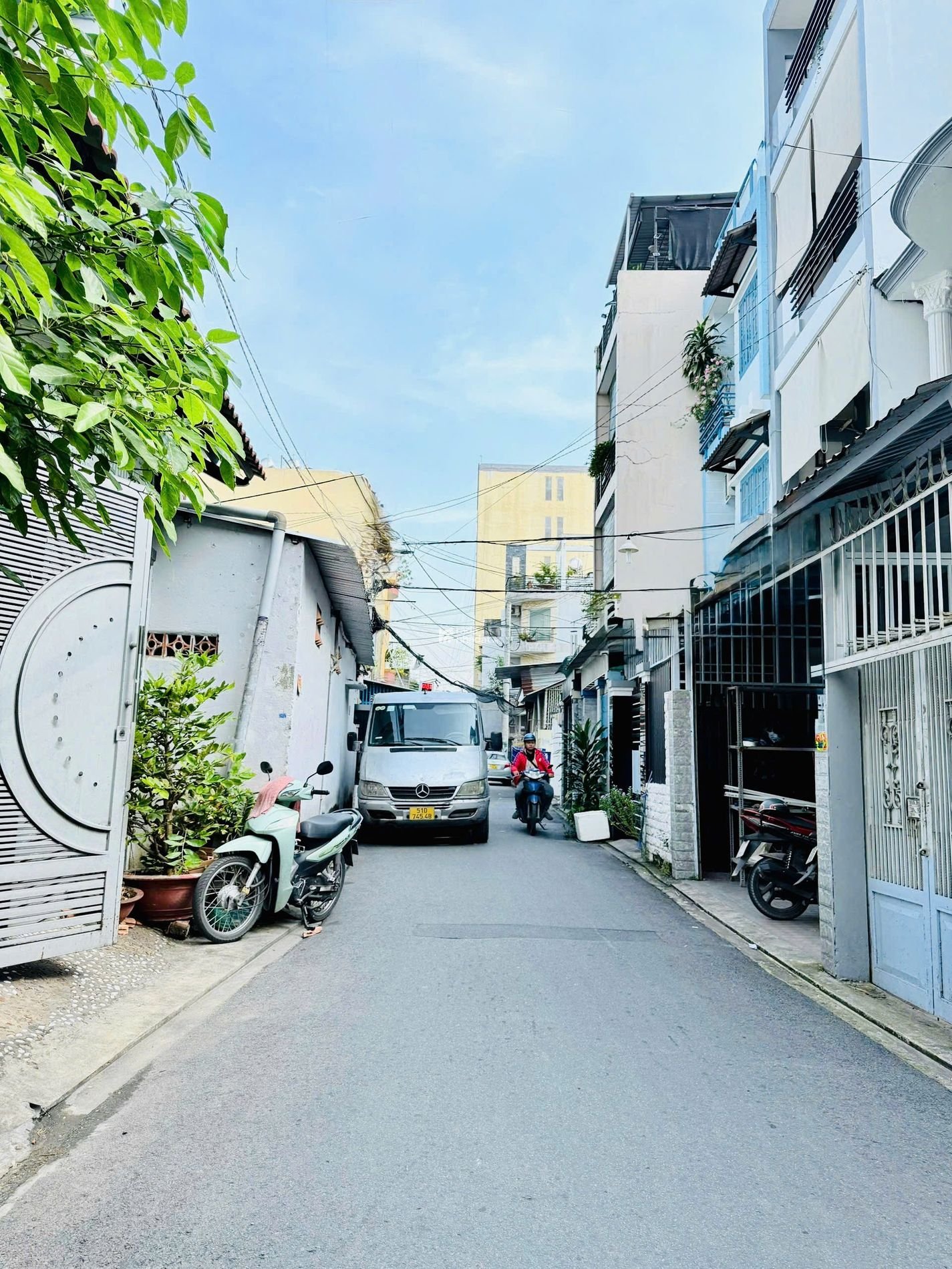 Hxh 5m Trường Chinh, 51m2, 4 tầng hiện đại, 4PN, chỉ 8.6 tỷ, Nơi gia đình sum vầy