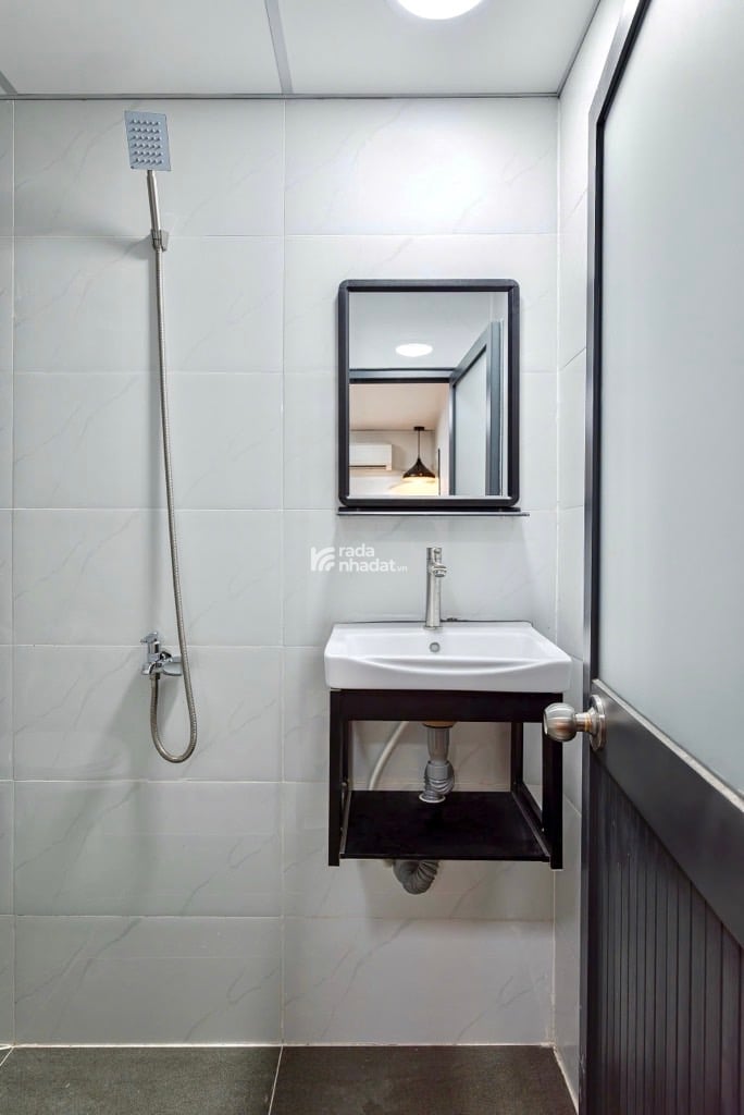 BÁN TÒA NHÀ CĂN HỘ DỊCH VỤ 140M2 11.X TỶ THU 1 TỶ/NĂM NGÃ 4 GÒ MÂY BÌNH TÂN