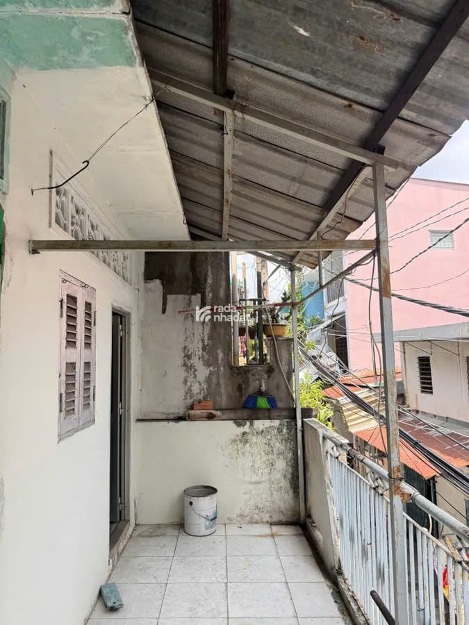 Bán nhà nát hẻm 4m Lũy Bán Bích, 55m2, chỉ 5.15 tỷ TL, tiện xây mới