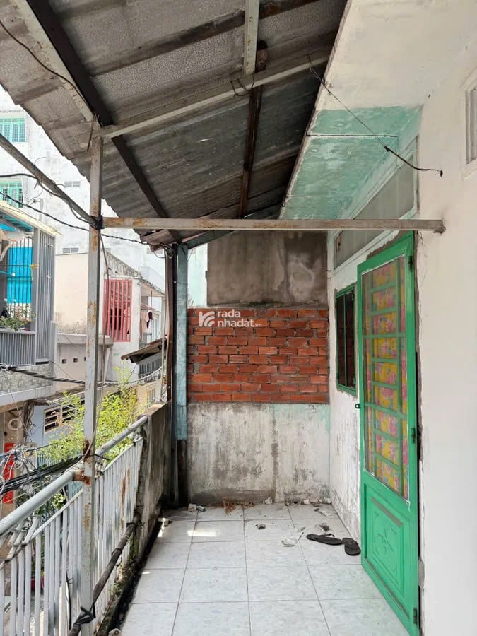 Bán nhà nát hẻm 4m Lũy Bán Bích, 55m2, chỉ 5.15 tỷ TL, tiện xây mới