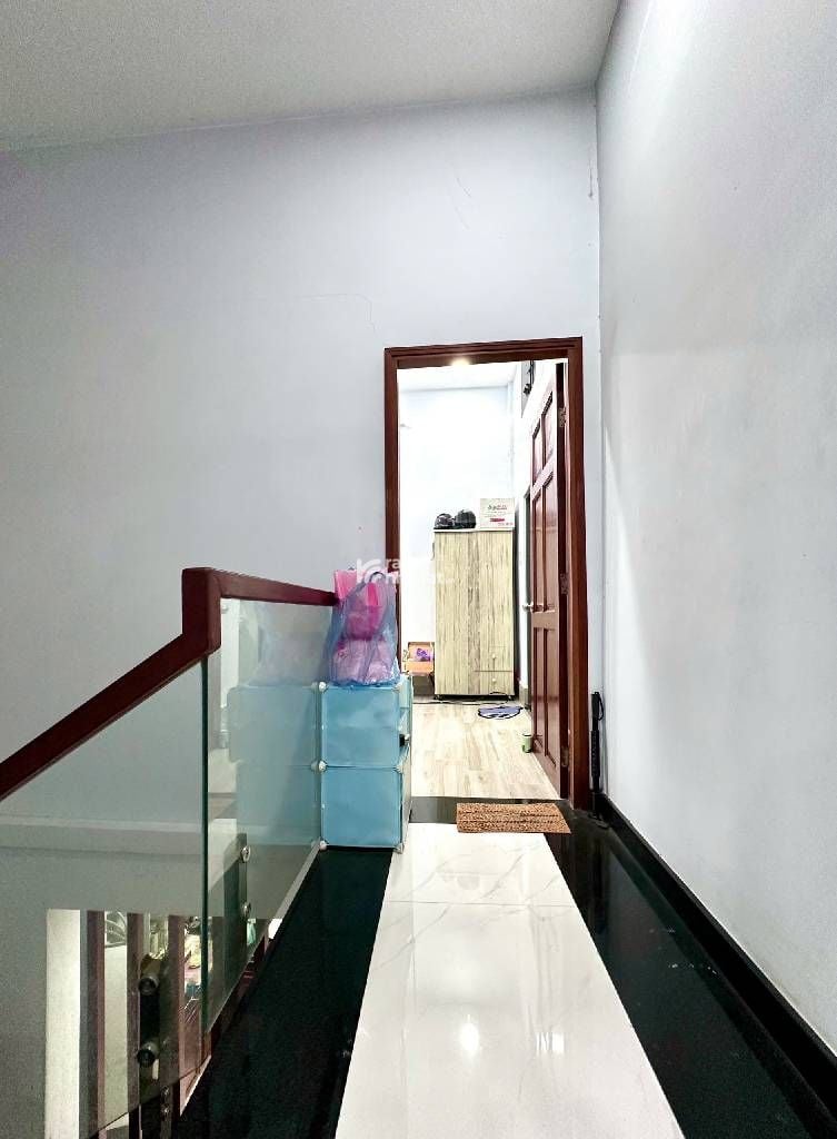 HỒ BÁ KIỆN - HÒA HƯNG Q10 - NHÀ ĐẸP LÔ GÓC THOÁNG MÁT - NỞ HẬU 43M2 - HẺM 3M - THU NHẬP ỔN ĐỊNH