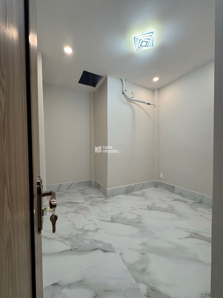 TRUNG TÂM QUẬN 5 - VÕ TRƯỜNG TOẢN- DT: 24M2- 3 TẦNG- 5 TỶ 980