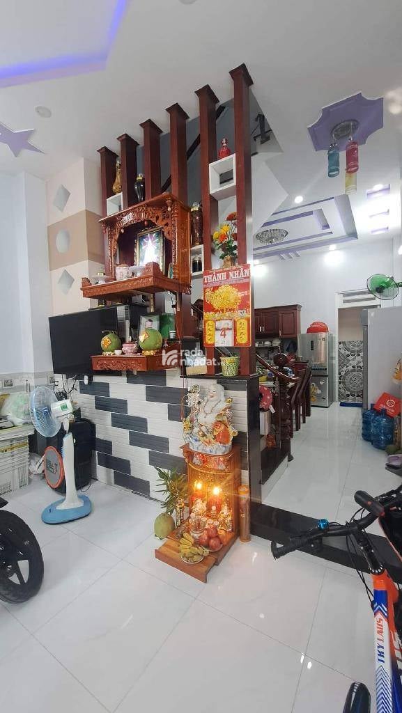 Bán nhà Trần Xuân Soạn; 47m2; 3 tầng; 4PN; thu nhập 12tr/tháng; sổ hồng