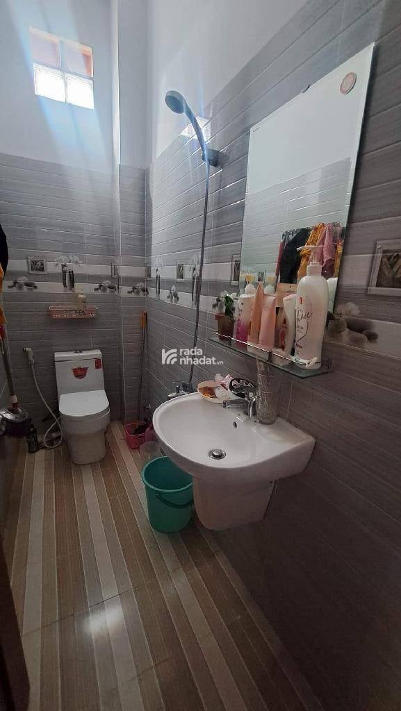 Bán nhà Trần Xuân Soạn; 47m2; 3 tầng; 4PN; thu nhập 12tr/tháng; sổ hồng