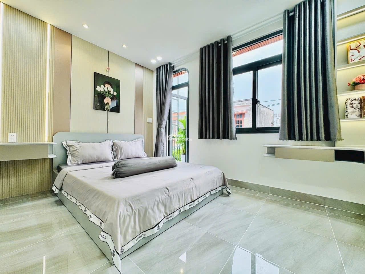 Định cư cần bán nhà Đường Trần Quang Diệu Quận 3  ,70m2 Giá 3ty120 HĐ thuê 15tr/th lh Vân