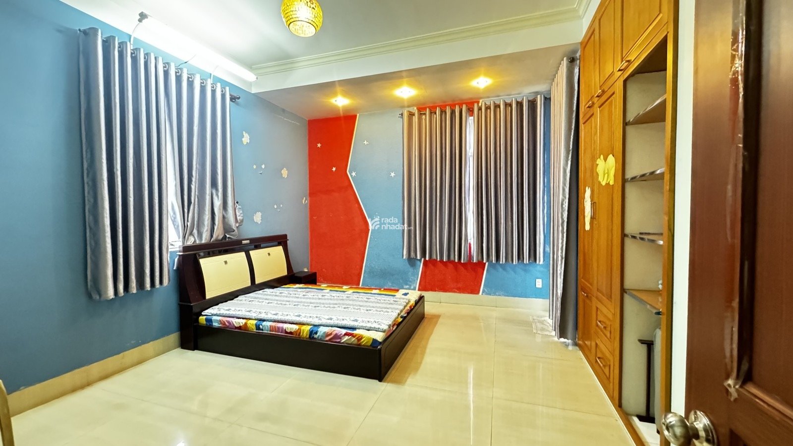 Bán đất tặng Biệt Thự 4tầng với sân vườn Tạ Quang Bửu Quận 8.