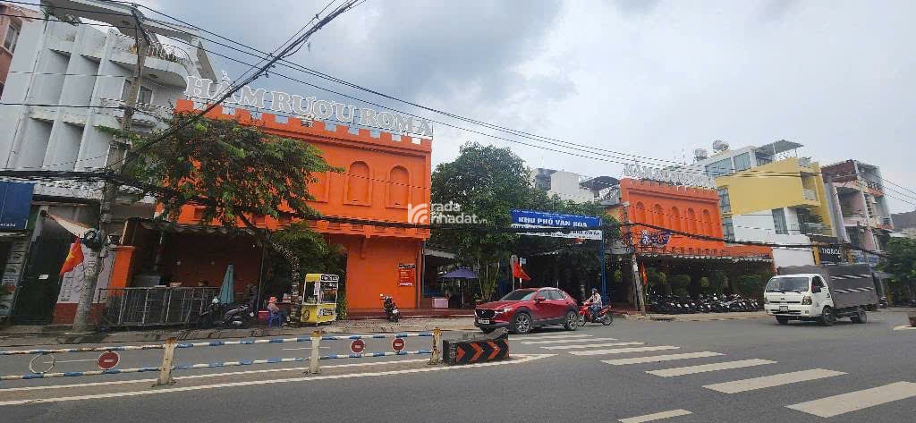 NGỘP BANK gấp bán nhà hẻm 102 Lê Văn Thọ 79m2 nở hậu 5.7m 4 lầu sát CV Làng Hoa chỉ 9 tỷ. 