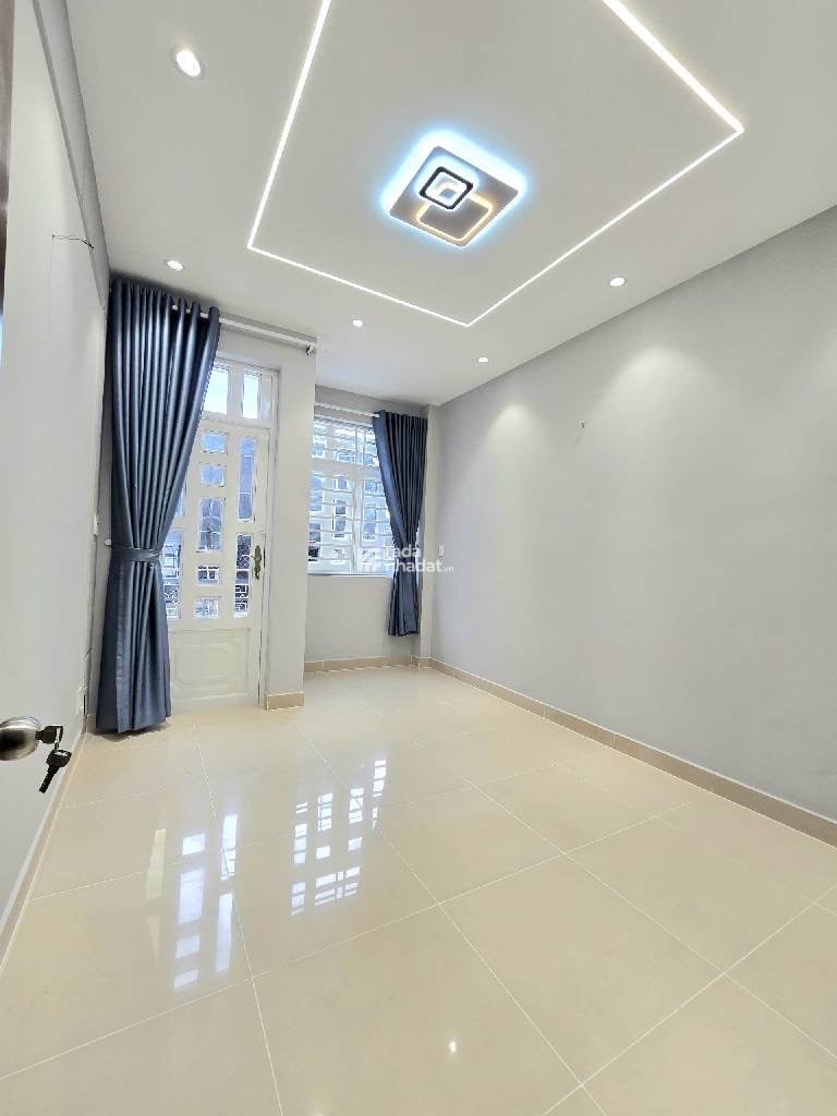 KHU BÀU CÁT - ĐỒNG ĐEN - 1 TRỆT 3 LẦU - 4 PN - HXH - FULL NỘI THẤT ĐẸP 
