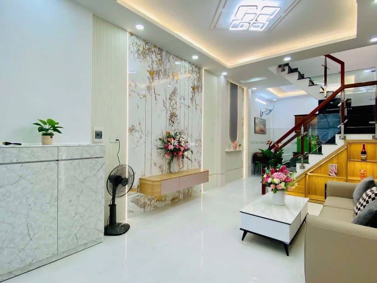 NHÀ 2 TẦNG Đ.THỐNG NHẤT P16 - FULL NỘI THẤT - KẾ CITYLAND - 35M2 - CHỈ 4.78 TỶ TL - KDC YÊN TĨNH