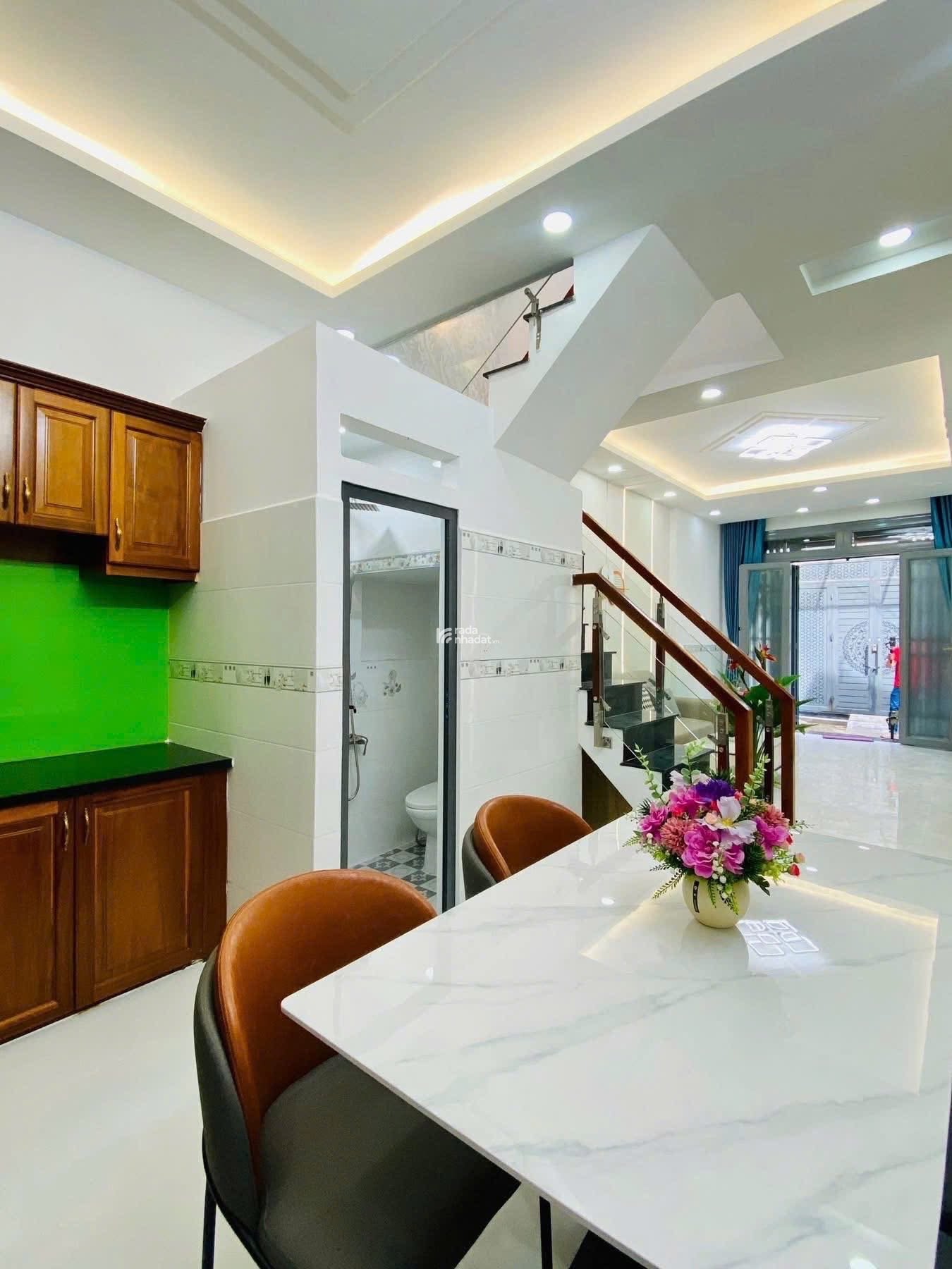 NHÀ 2 TẦNG Đ.THỐNG NHẤT P16 - FULL NỘI THẤT - KẾ CITYLAND - 35M2 - CHỈ 4.78 TỶ TL - KDC YÊN TĨNH