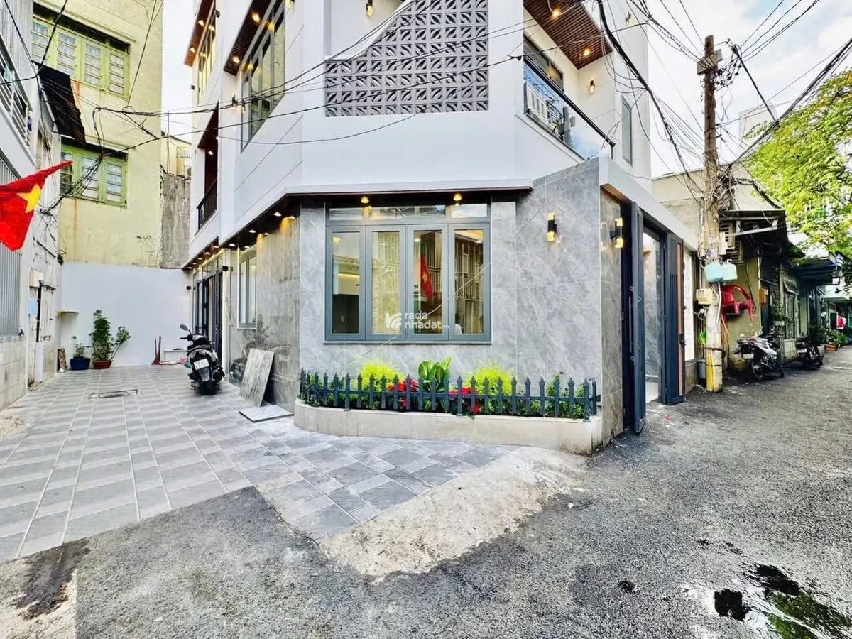 SIÊU PHẨM CỰC ĐẸP GÓC 2 MẶT THOÁNG ,GẦN CHỢ TÂN SƠN , BÊ NGANG 8M BỀ THẾ,56M2 4TẦNG , CHỈ NHỈN 6TỶ