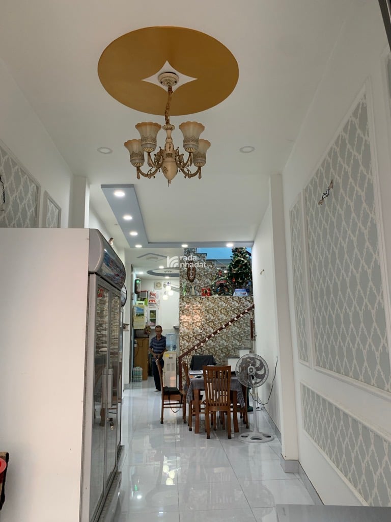 bình thạnh 93m2, nhỉnh 8T, gần chợ, bv gia định