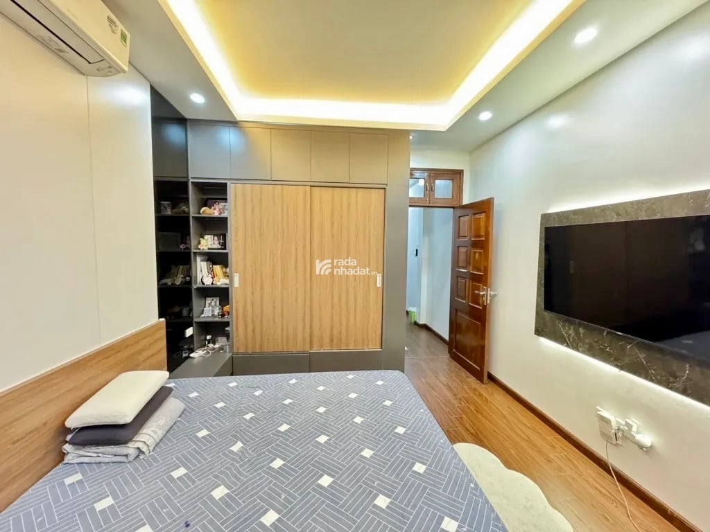 BÁN NHÀ PHÂN LÔ GIẢI PHÓNG - 50M2 x 4 TẦNG - NGÕ Ô TÔ - GẦN HỒ - THIẾT KẾ HIỆN ĐẠI