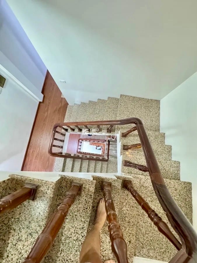 BÁN NHÀ PHÂN LÔ GIẢI PHÓNG - 50M2 x 4 TẦNG - NGÕ Ô TÔ - GẦN HỒ - THIẾT KẾ HIỆN ĐẠI