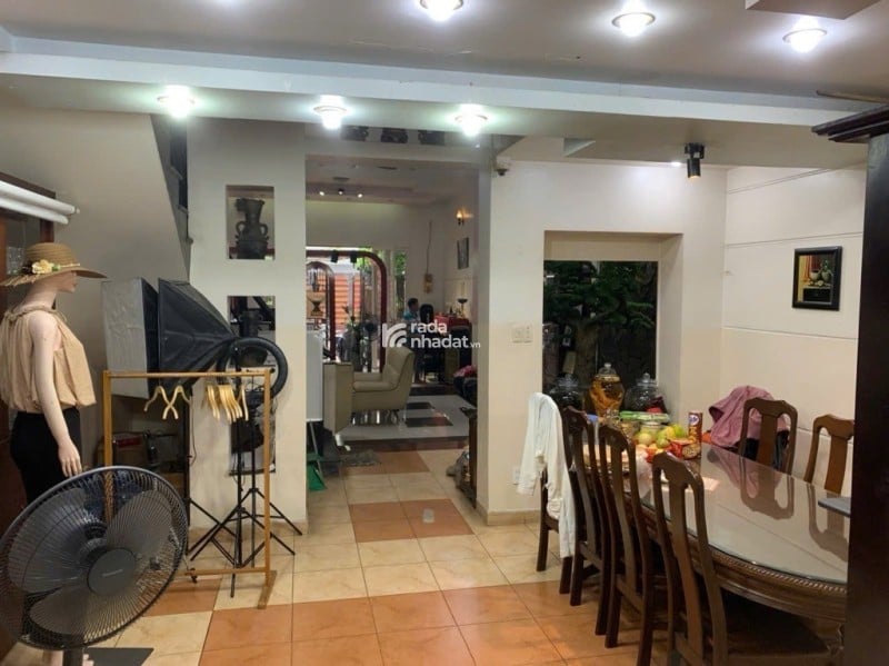 Bán nhà hẻm 8m Tân Sơn Nhì-ngang 5.2m-nhà mớinội thất đẹp-khu dân trí