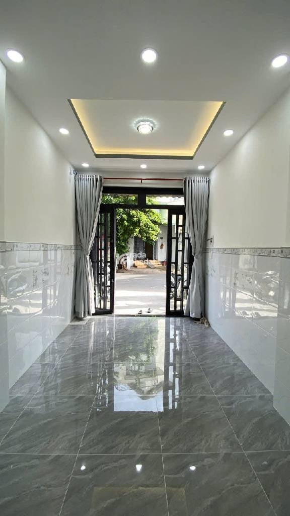 MẶT TIỀN KINH DOANH CHỈ 6 TỶ NHỈNH, VỊ TRÍ GIAO TUYẾN  ĐƯỜNG LẠC LONG QUÂN- ÂU CƠ