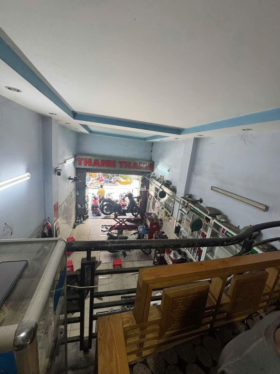 Nhà MTKD Hà Thị Đát, 65m2, 4 tầng, chỉ 10.8 tỷ TL, Vị trí sầm uất