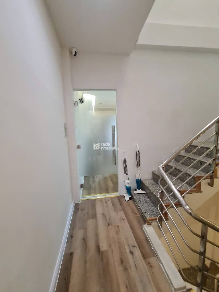 HẺM XE HƠI- TÔ HIẾN THÀNH -Q.10- 3 TẦNG- DT:88M2 - 13 TỶ 5