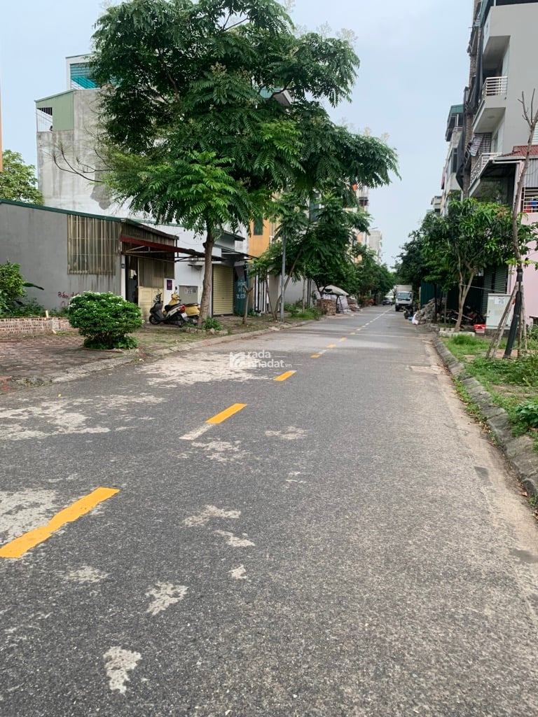 NHÀ MỚI TOANH - KHÁCH  CHỐT LÀ XÁCH VALI VỀ Ở NGAY