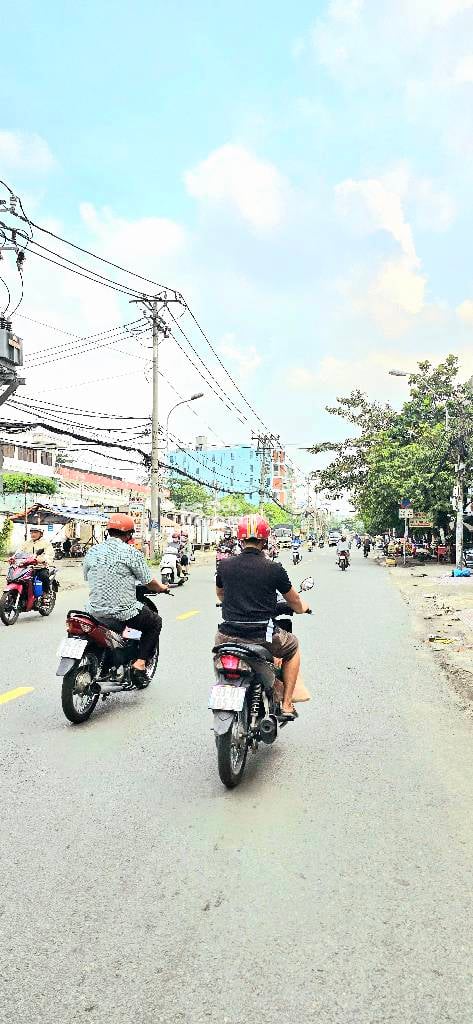 BÁN NHÀ PHAN ANH BÌNH TÂN 80M2 6.5 TỶ HXH 8M CÓ VỈA HÈ GIÁP QUẬN 6 TÂN PHÚ