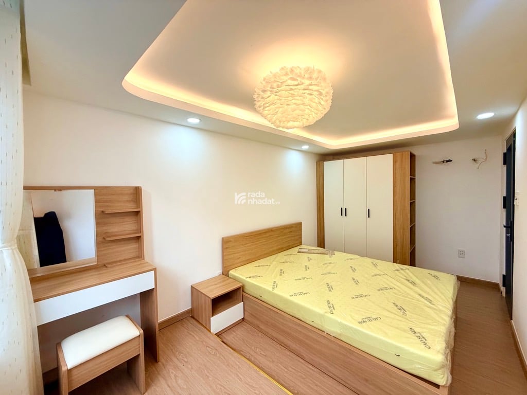 Bán nhà mới xinh Duy Tân, 5PN, full nội thất, nhỉnh 6 tỷ, ở ngay.