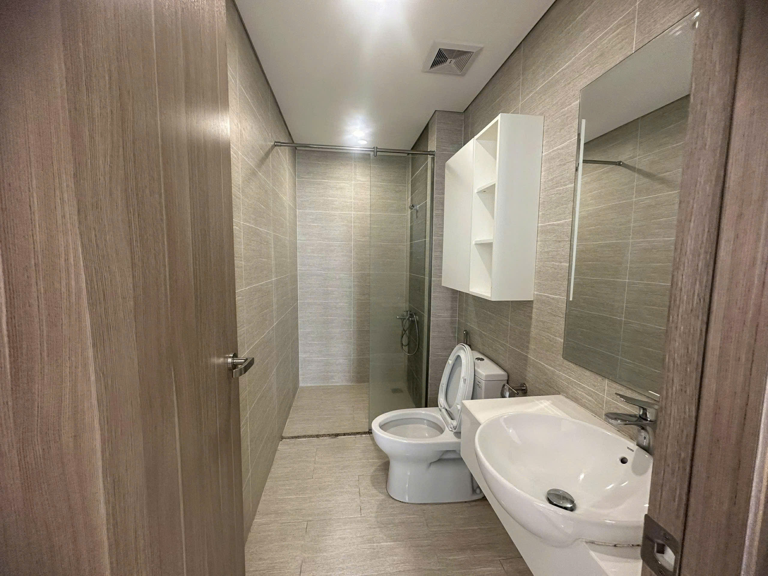 Cho thuê căn hộ 2 ngủ ở Vinhomes smart city