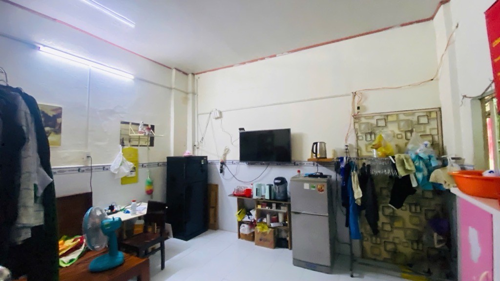 C4 TIỆN XÂY MỚI SÁT MẶT TIỀN GẦN ĐH CẢNH SÁT NGANG CHUẨN 5m S103m2 CHỈ 5,9 TỶ.