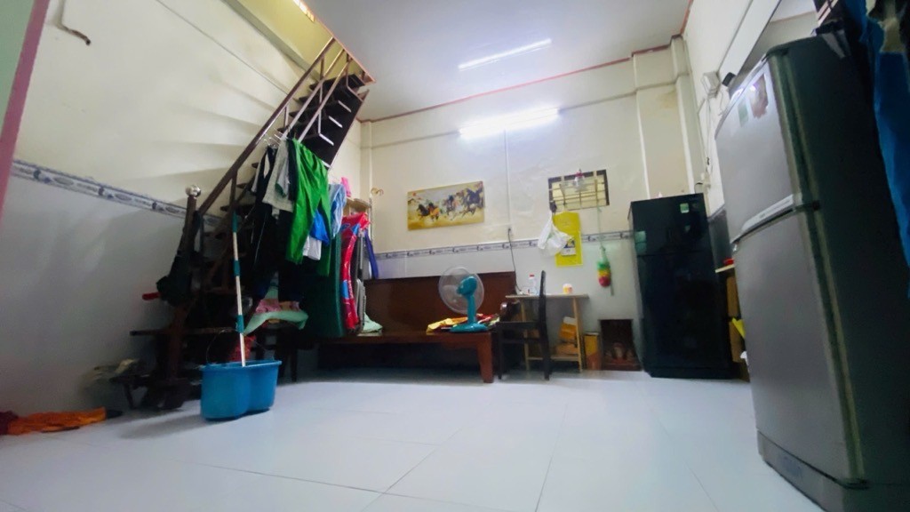 C4 TIỆN XÂY MỚI SÁT MẶT TIỀN GẦN ĐH CẢNH SÁT NGANG CHUẨN 5m S103m2 CHỈ 5,9 TỶ.