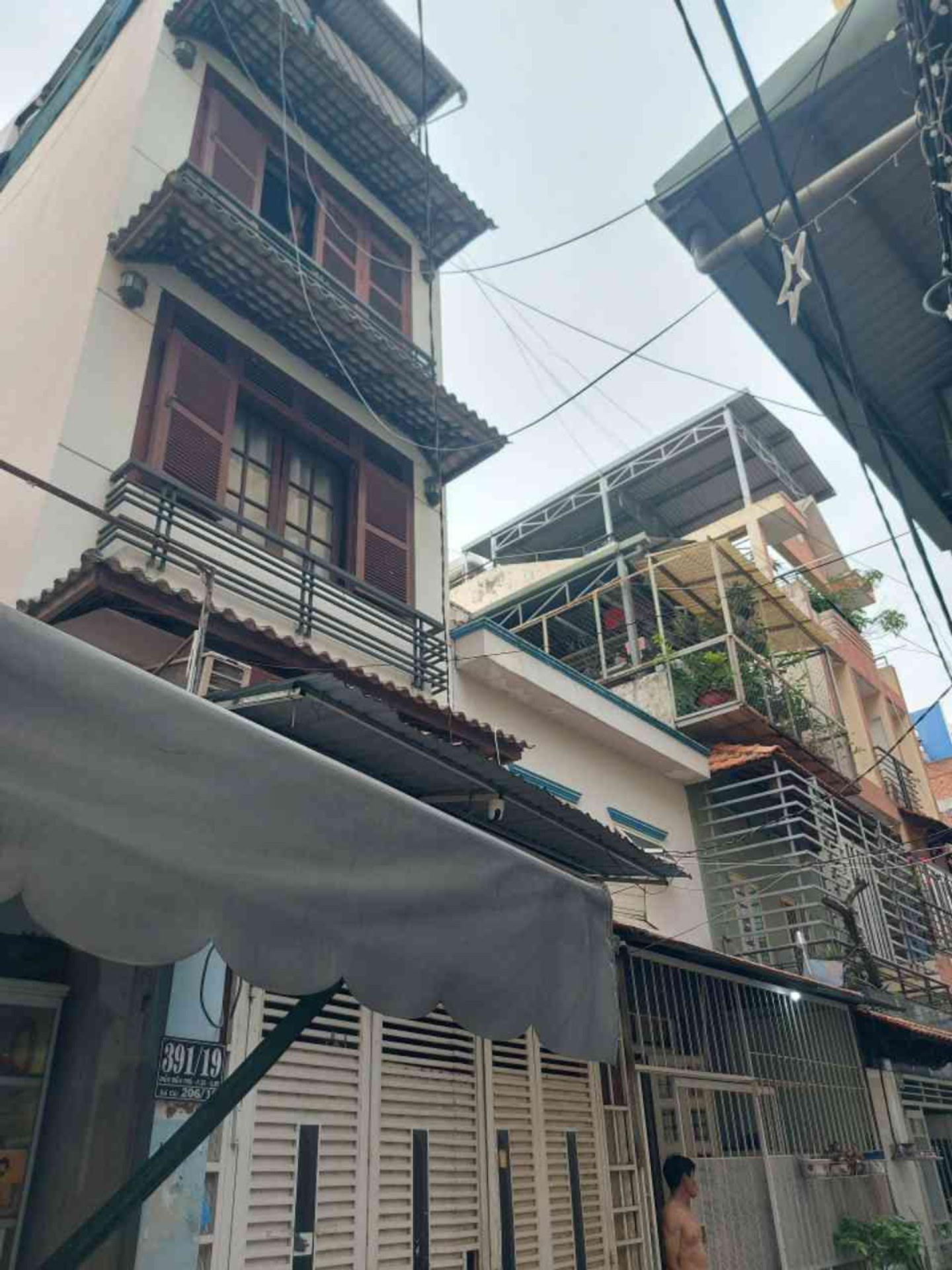 SÁT VÁCH QUẬN 1, ĐIỆN BIÊN PHỦ, BÌNH THẠNH, 30M2 DÒNG TIỀN 30TR MỖI THÁNG. GIẢM 350TR CHỈ 16.5T