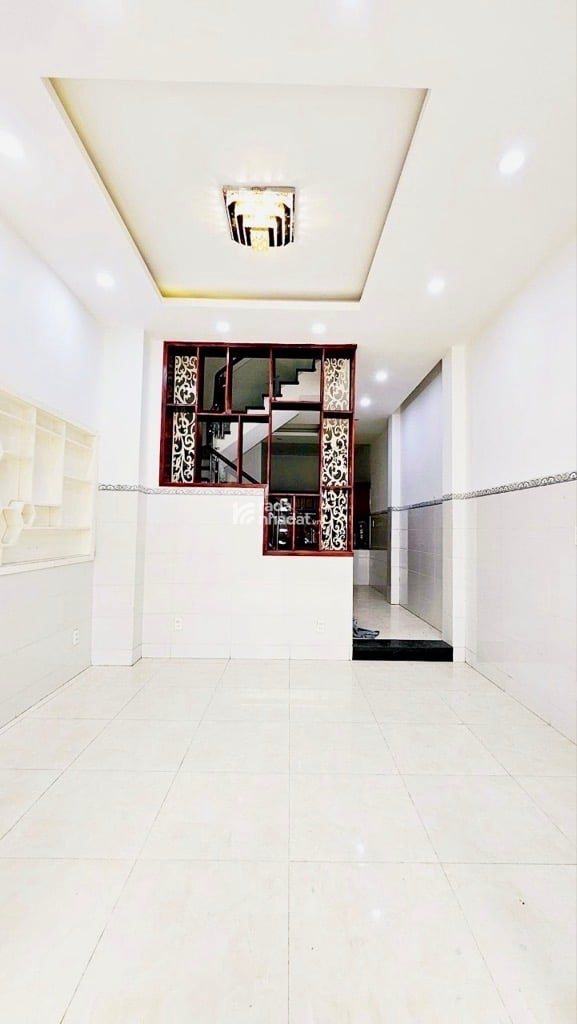 NHÀ ĐẸP Ở NGAY 4 TẦNG HẺM XE HƠI, PHÂN LÔ ĐỒNG BỘ, GẦN LÝ TẾ XUYÊN 4X17; 5,9 TỶ.