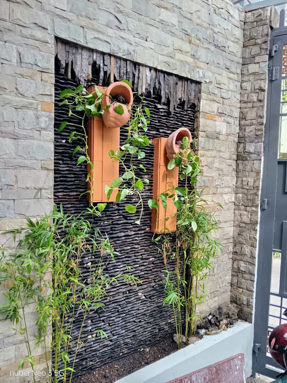 Bán nhà hxh Khuôn Việt- chỉ hơn 100tr/m2