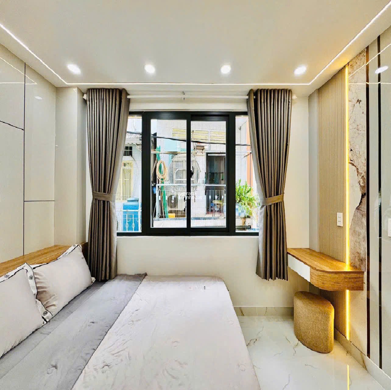 Bán nhà hẻm Duy Tân- Quận Phú Nhuận- Sổ vuông 4 x 4 m- Giá 4.7 tỷ