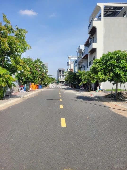 BÁN ĐẤT MẶT TIỀN ĐẠI LỘ 60M - GẦN SÂN BAY LONG THÀNH - THỔ CƯ 100% - XÂY DỰNG TỰ DO 