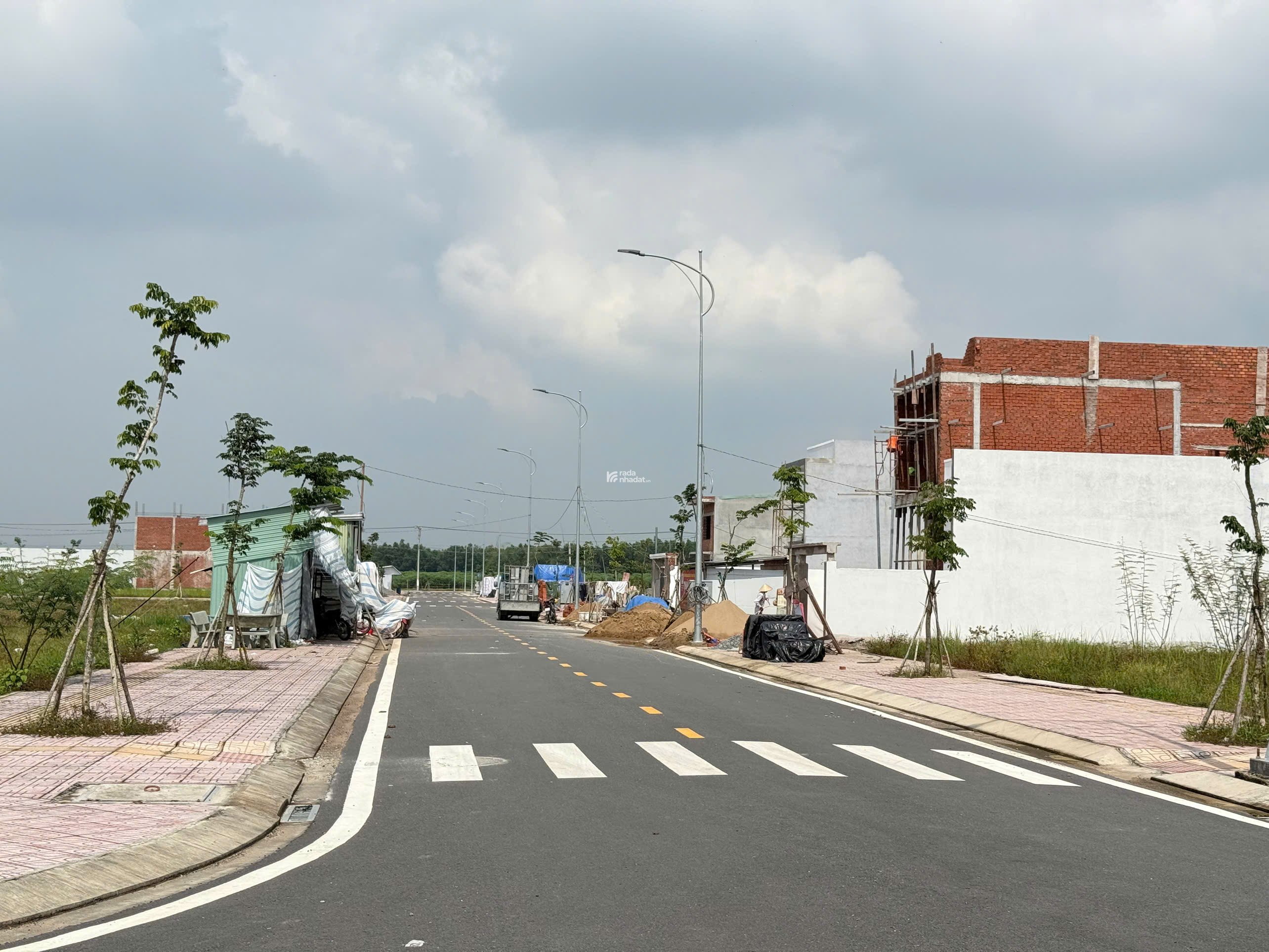 BÁN ĐẤT MẶT TIỀN ĐẠI LỘ 60M - GẦN SÂN BAY LONG THÀNH - THỔ CƯ 100% - XÂY DỰNG TỰ DO 