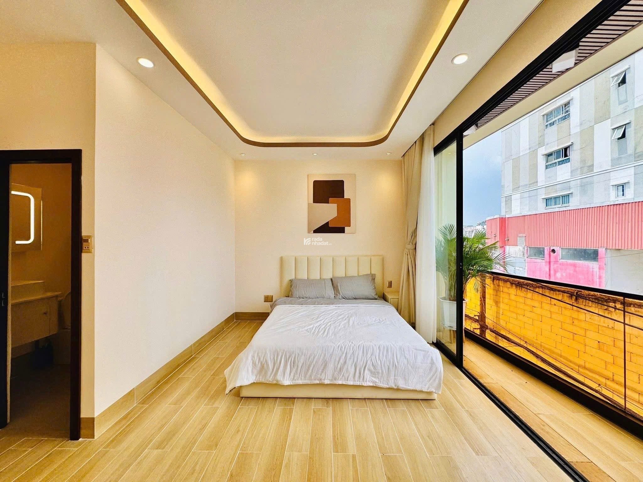 NHÀ 6 TẦNG PHẠM VĂN CHIÊU GÒ VẤP – CÓ THANG MÁY, FULL NỘI THẤT – 5PN 7WC – HĐT 42TR/TH – 9.8 TỶ TL