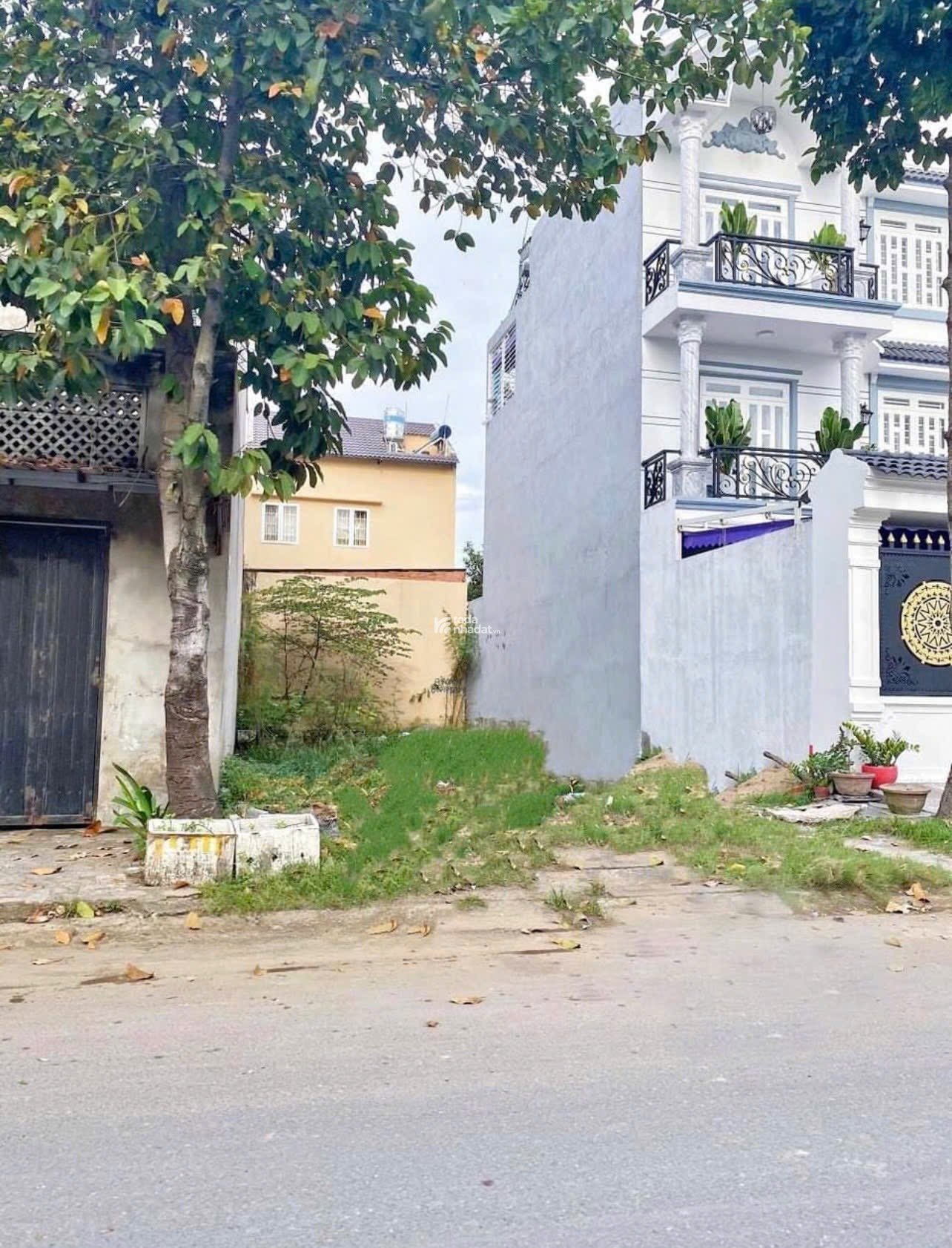 Cần bán đất khu dân cư bình hưng chánh giá 1ti368 , shr , tc 100%