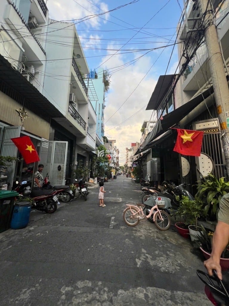 bán nhà đường gò xoài bình hưng hoà a