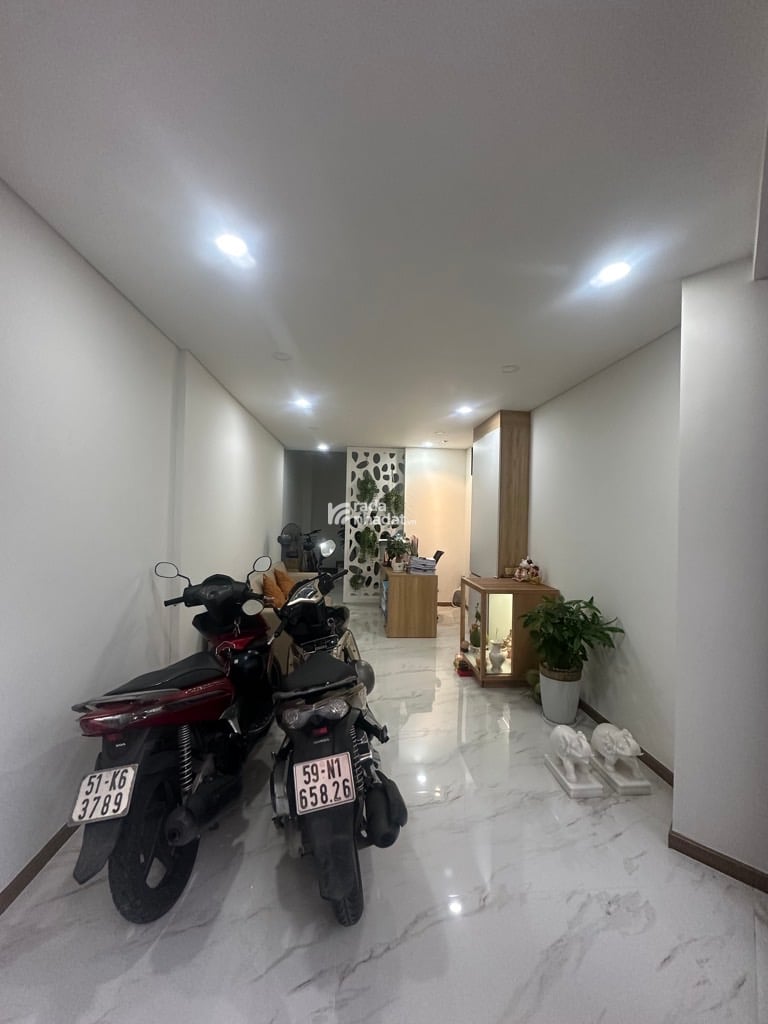 BÁN NHÀ CƯ XÁ PHÚ LÂM B 5 TẦNG 4 PHÒNG NGỦ HẺM XE HƠI ĐỖ CỬA CHỈ 8.3 TỶ