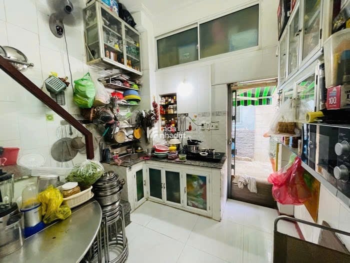 MẶT TIỀN KINH DOANH- 2 MẶT ĐƯỜNG XE HƠI TRƯỚC SAU THOÁNG MÁT- KHU VIP GẦN UBND PHÚ NHUẬN.