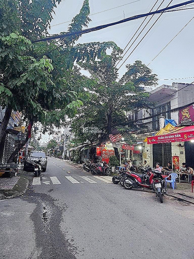 Bán nhà gần bình long văn cao lê văn qưới 