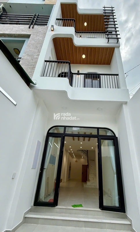 NHÀ ĐẸP MỚI XÂY 3 TẦNG,SỔ ĐẸP,GẦN AEON TÂN PHÚ