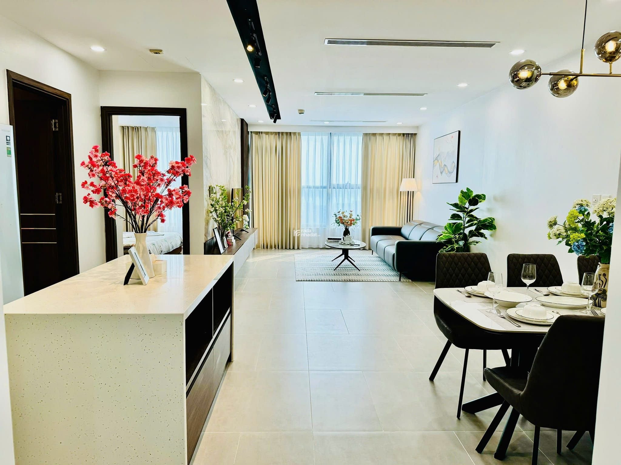 Chính chủ cho thuê căn hộ cao cấp toà D Imperia Garden 2 phòng ngủ, full đồ 86m2, giá 15 tr/th