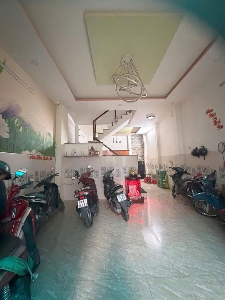 BÁN NHÀ HXH LÊ ĐÌNH CẨN,BÌNH TÂN (5m x 12m x 4 TẦNG) 6.2 TỶ TL