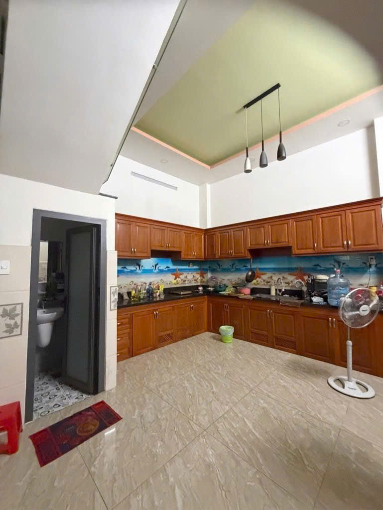 BÁN NHÀ HXH LÊ ĐÌNH CẨN,BÌNH TÂN (5m x 12m x 4 TẦNG) 6.2 TỶ TL