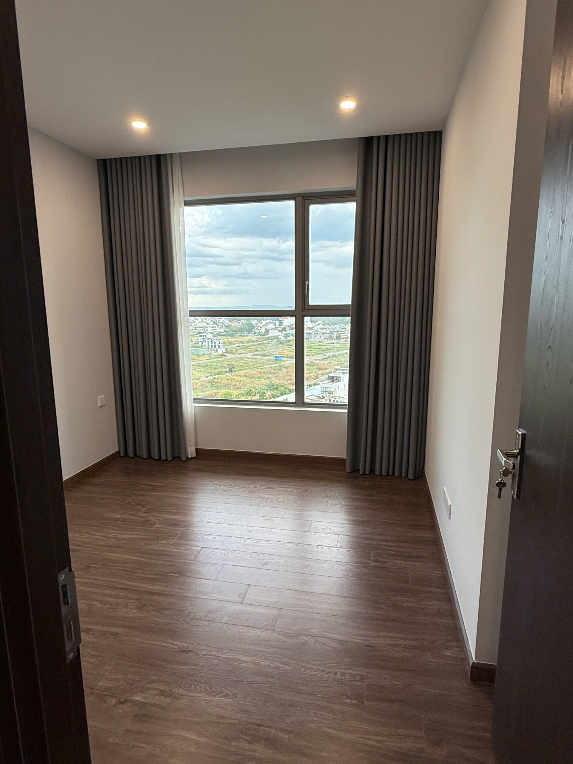 Celesta Rise - Cho thuê căn hộ 2PN2WC - 13 triệu/tháng - NTCB