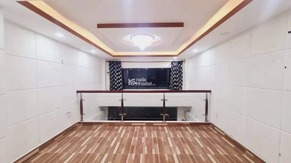 NGÔI NHÀ NHIỀU TIỆN ÍCH ,HẺM 3 XE HƠI PHAM VAN CHIEU TRÁNH NHAU ,NHÀ ĐẸP ,CHỈ 5 TỶ 550 TL